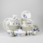 1154 3358 DINNERWARE